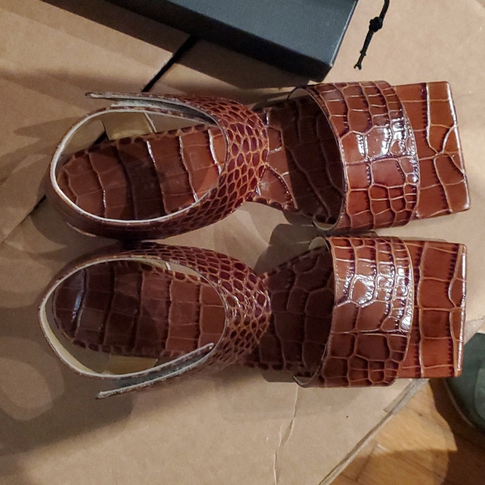 NIB $695 Awake Mode Riley croc sandals - Picture 3 of 10